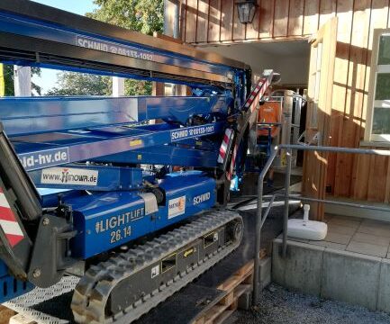 Gabelstapler, Arbeitsbühne, Treppensteiger, Sackkarre, Service München Linde, Manitou, Zonzini News, Blog Post Raupenbühne