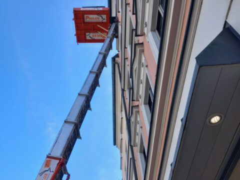 Gabelstapler, Arbeitsbühne, Treppensteiger, Sackkarre, Service München Linde, Manitou, Zonzini News, Laborgeräte in Arztpraxis München verbringen 08